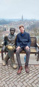 Together with the `Great Relative' in Bern (photo: Isadora 'Nini' Hongler)